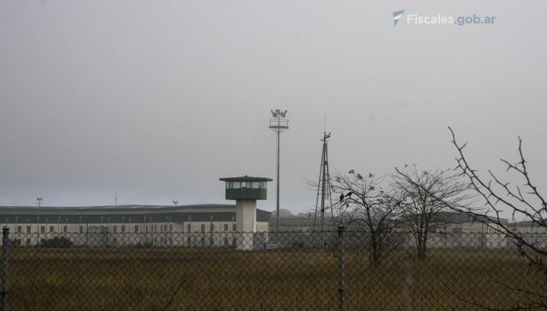 A fines de 2023 el 44% de la población de cárceles federales estaba detenida sin sentencia firme