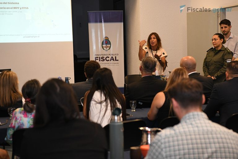 Capacitan a 35 agentes para que repliquen la formación sobre el sistema acusatorio en las fuerzas de seguridad