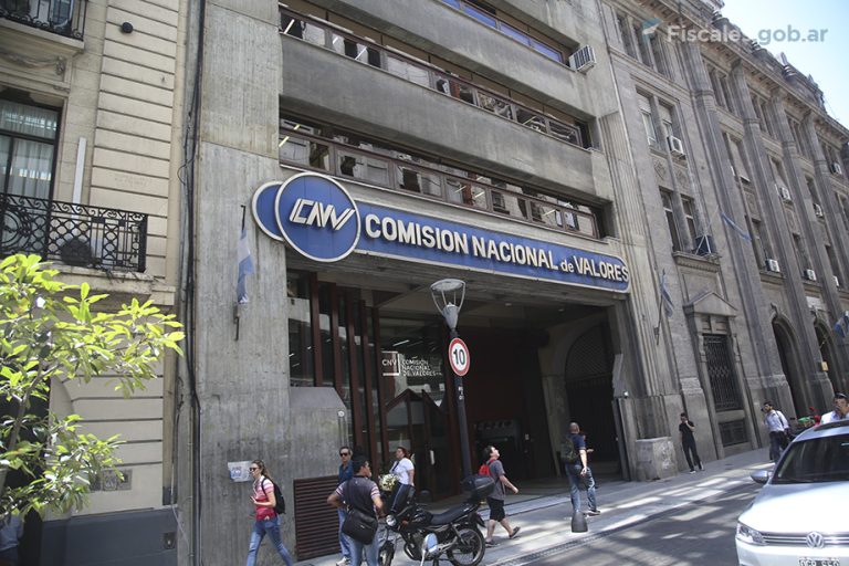 La PROCELAC advierte sobre fraudes con valores negociables y activos virtuales y recomienda medidas de prevención