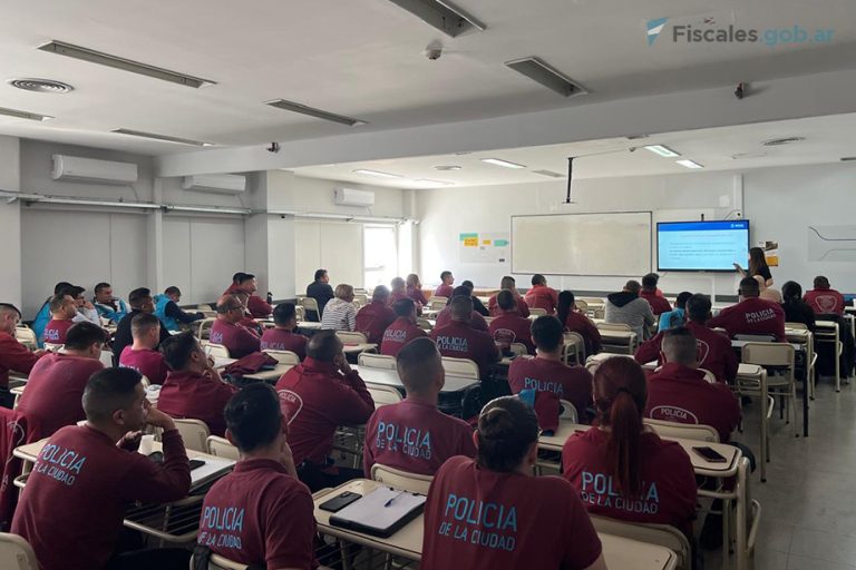 La UNISA capacitó a unos 900 agentes de la Policía de la Ciudad y de la Policía Federal en el sistema acusatorio