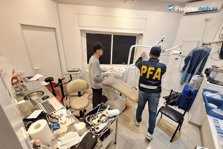 Detuvieron a un falso médico que atendía en consultorios del barrio porteño de Monte Castro
