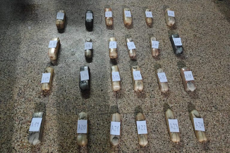 Jujuy: imputan a una pareja por organizar y financiar un transporte de más de 48 kilos de cocaína en dos autos