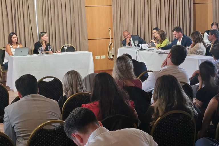 Fiscales, jueces y defensores participaron de un simulacro de litigación ante la implementación del sistema acusatorio en los distritos de Corrientes y Resistencia