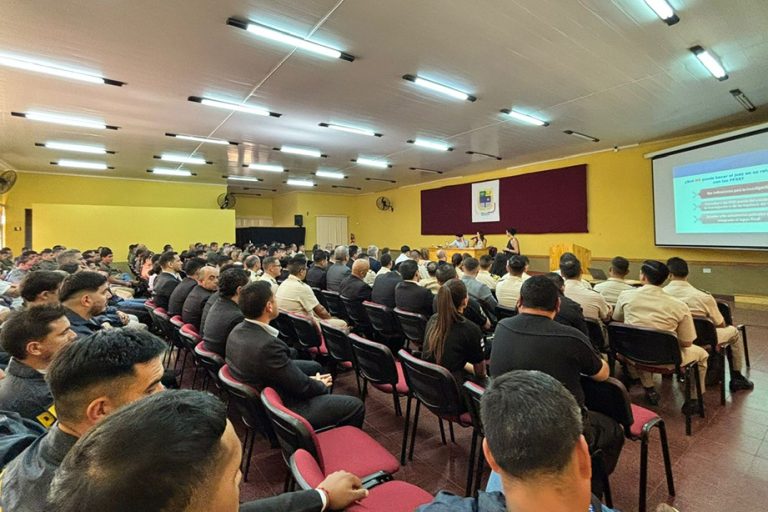 Posadas: la UNISA mantuvo reuniones de trabajo en Eldorado y Puerto Iguazú con miembros del MPF y capacitó a fuerzas de seguridad en el sistema acusatorio