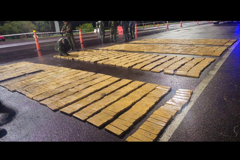 Resistencia: imputan y dictan prisión preventiva para un camionero que llevaba 1.200 kilos de marihuana ocultos entre cajones de madera