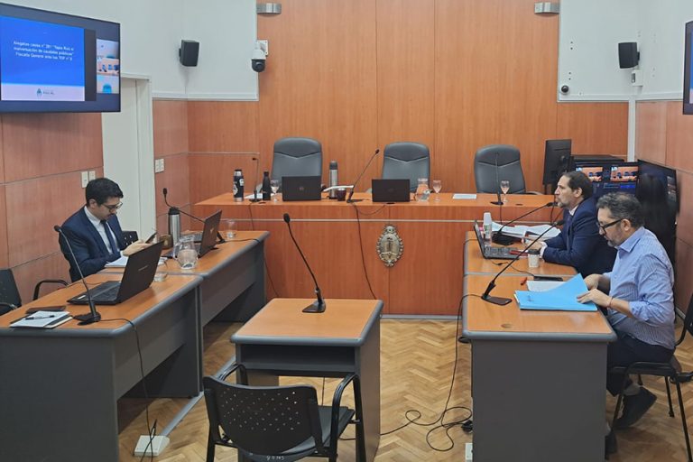 Pidieron 3 años de prisión en suspenso y una reparación de más de $315 millones para un extesorero de la Armada acusado de peculado