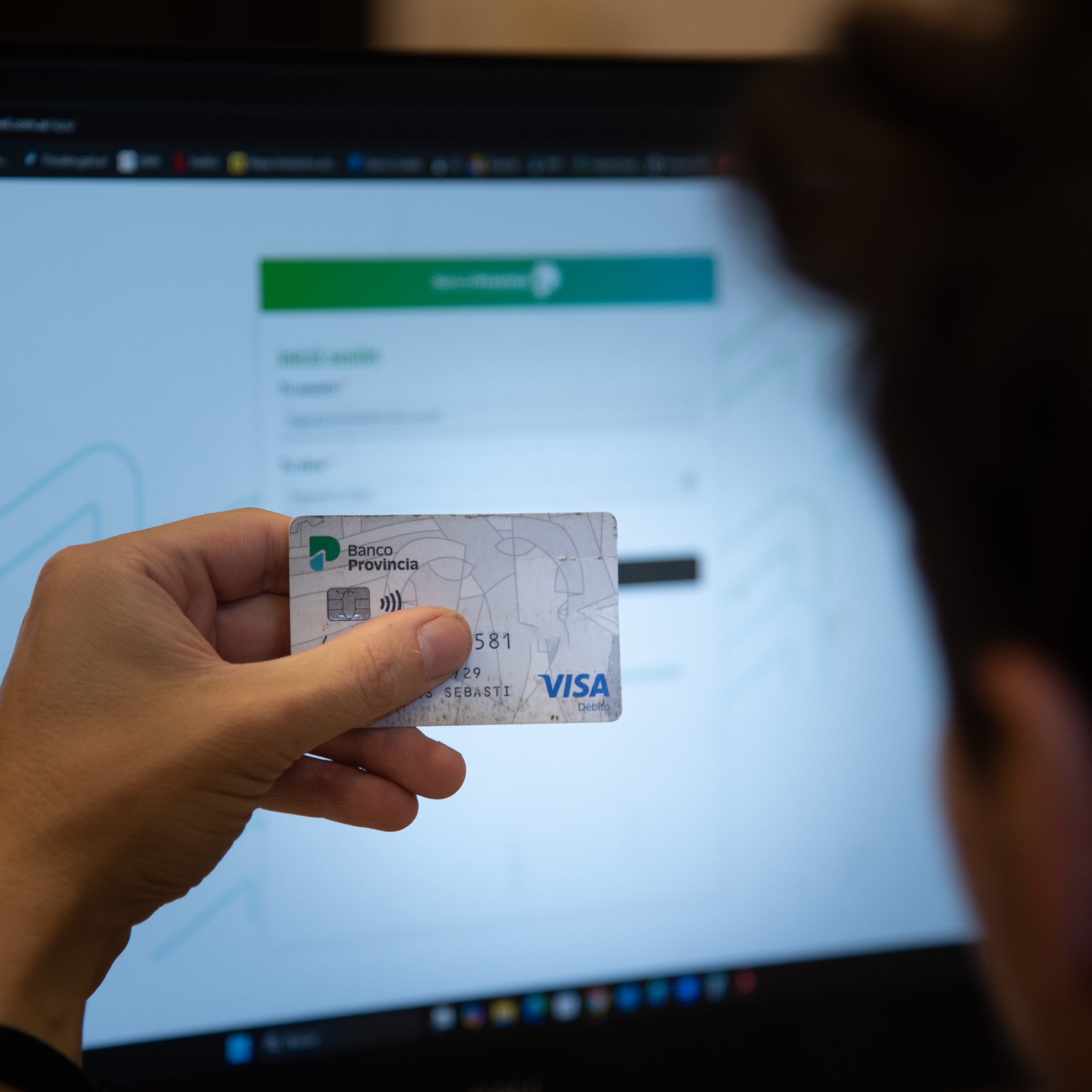 Dictaron una medida cautelar a favor de una jubilada que fue víctima de una estafa bancaria virtual