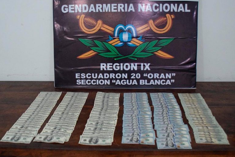Orán: condenan a 4 años de prisión a una pareja que intentó pasar a Bolivia con 214 mil dólares ocultos en fajas