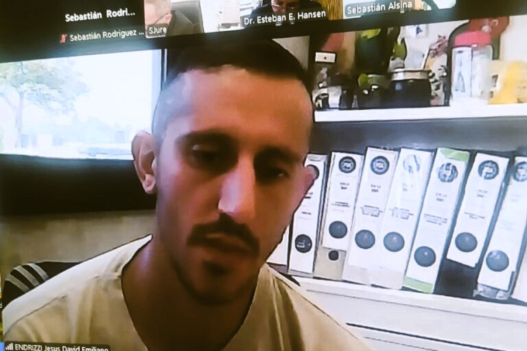 Jujuy: imputaron por intimidación pública al futbolista que gritó que un pasajero llevaba una bomba en un avión