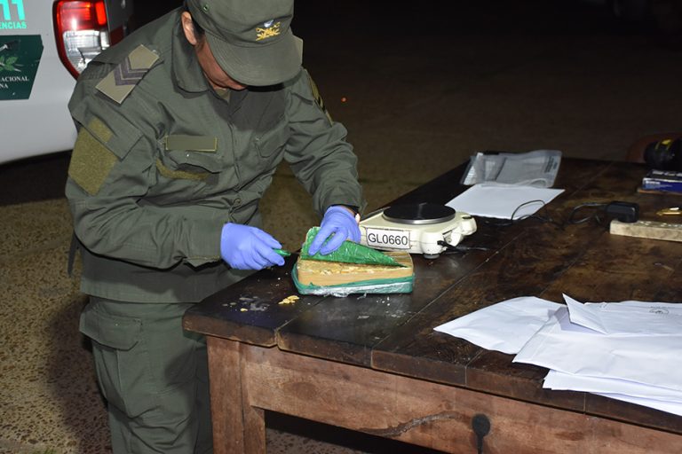 Paso de los Libres: condenaron a una mujer a 5 años y 6 meses de prisión por transportar casi 90 kilos de cocaína