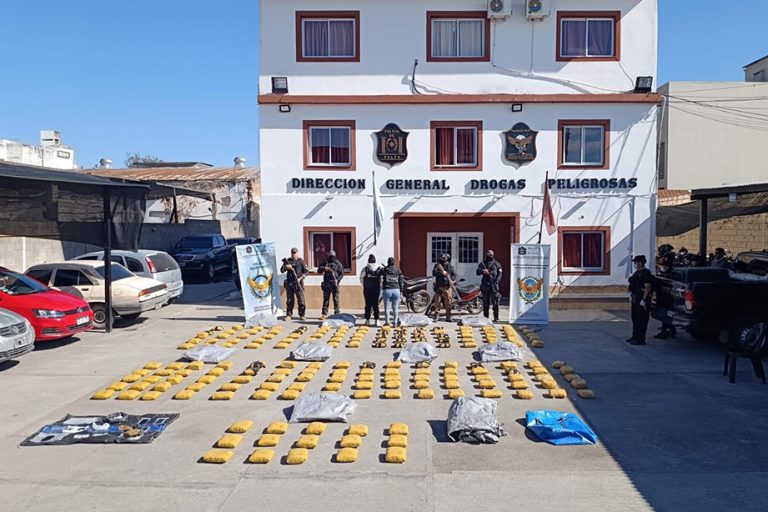 Salta: imputaron y dictaron prisión preventiva a una pareja tras el secuestro de más de 200 kilos de marihuana y cocaína