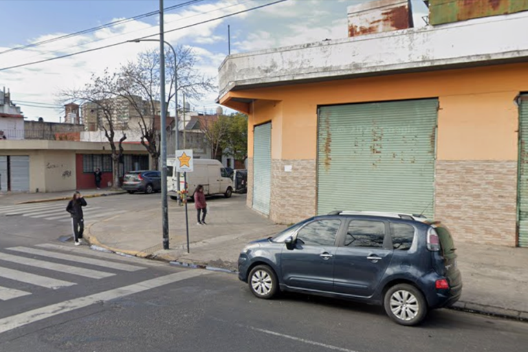 Condenaron a 9 años y 6 meses de prisión al hombre que mató a otro de una puñalada en Parque Chacabuco y derivó en la muerte de otra mujer