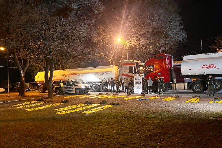 Rafaela: imputaron a dos choferes de camiones cisterna que transportaban casi 400 kilos de cocaína por la ruta nacional 34