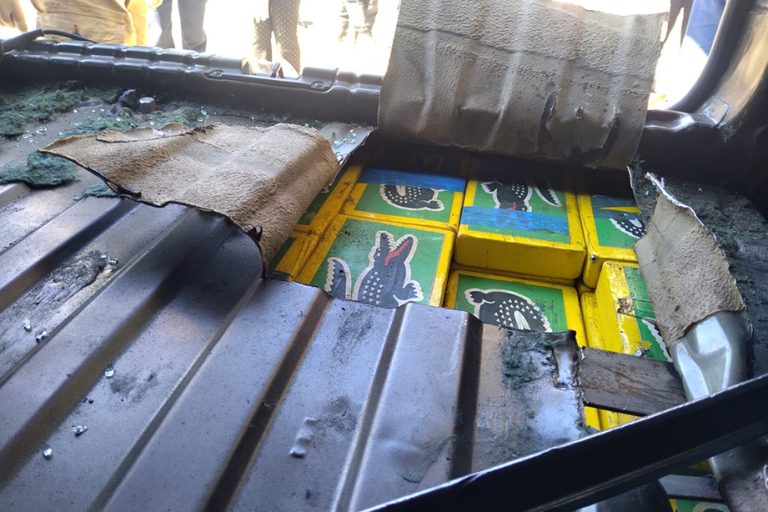 Salta: confirman la prisión preventiva de una médica de Gendarmería, una cosmetóloga y un comerciante por el transporte e intento de robo de 66 kilos de cocaína