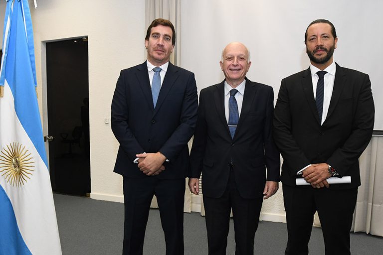 Prestaron juramento dos nuevos fiscales generales de Corrientes y Resistencia