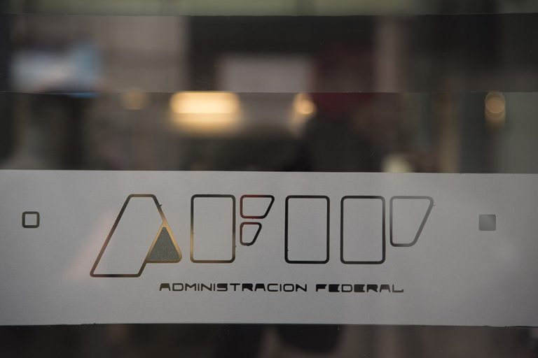 Condenaron a un exfuncionario de la ex AFIP por ocultar bienes en el exterior