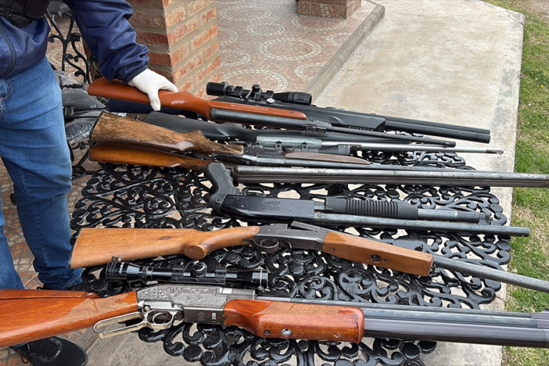 Bahía Blanca: imputan y dictan prisión preventiva por 270 días al líder de una organización narcocriminal y a su pareja por tráfico de estupefacientes
