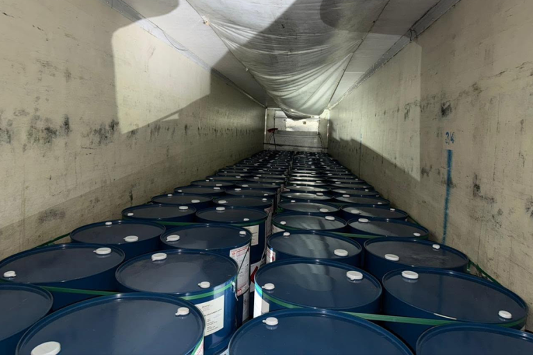 Orán: juzgarán a dos choferes por el intento de contrabando a Bolivia de 35 toneladas de un precursor químico empleado para refinar cocaína