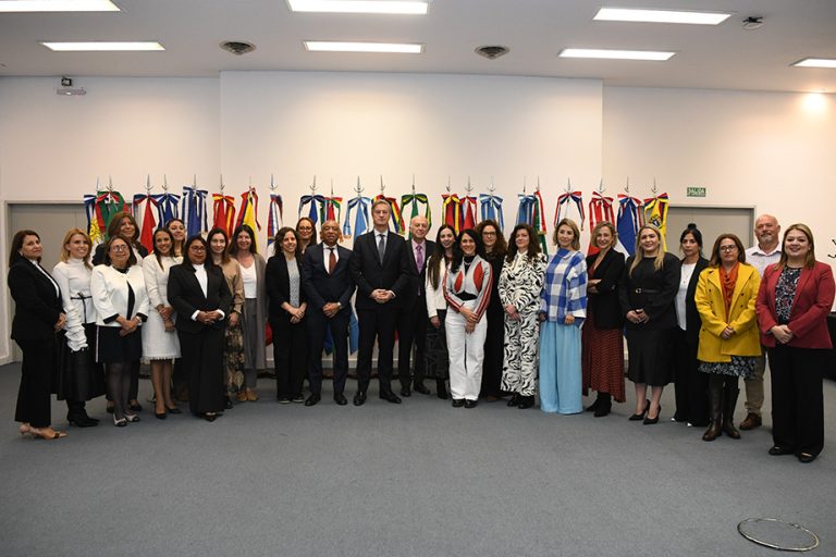 Representantes de ministerios públicos de Iberoamérica participan en la VIII Reunión Plenaria de la Red Especializada en Género