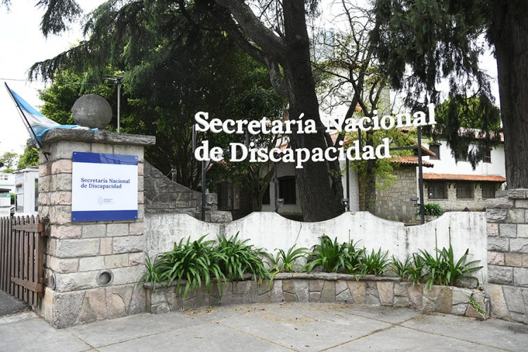Pidieron la indagatoria de los directivos de la droguería Suizo Argentina por “tomar el control” sobre la ANDIS